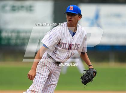 Thumbnail 3 in Lincoln vs University (CIF LACS D3 Final) photogallery.
