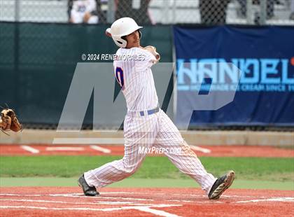 Thumbnail 3 in Lincoln vs University (CIF LACS D3 Final) photogallery.