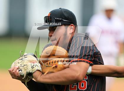 Thumbnail 2 in Lincoln vs University (CIF LACS D3 Final) photogallery.
