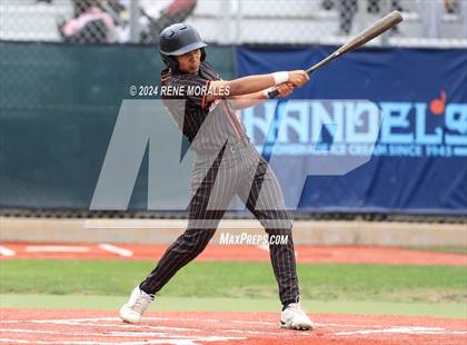 Thumbnail 2 in Lincoln vs University (CIF LACS D3 Final) photogallery.