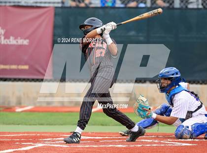 Thumbnail 2 in Lincoln vs University (CIF LACS D3 Final) photogallery.