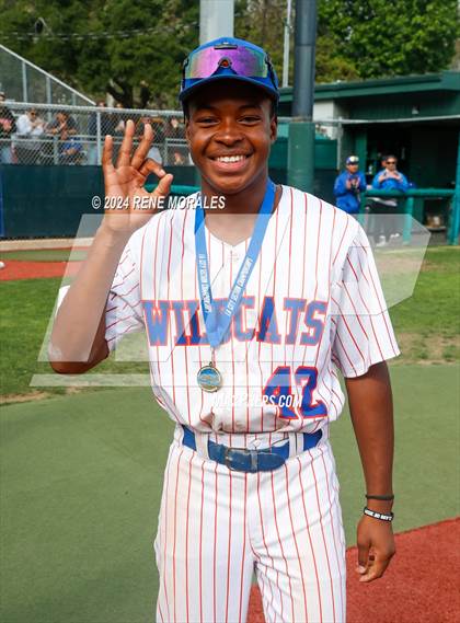 Thumbnail 1 in Lincoln vs University (CIF LACS D3 Final) photogallery.