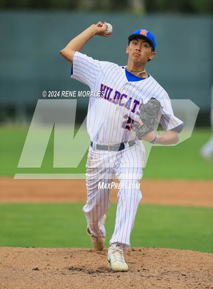 Thumbnail 1 in Lincoln vs University (CIF LACS D3 Final) photogallery.