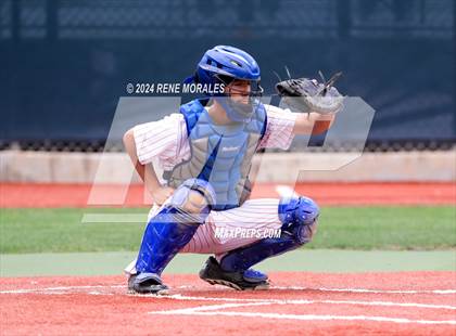 Thumbnail 1 in Lincoln vs University (CIF LACS D3 Final) photogallery.