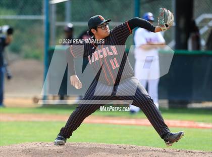 Thumbnail 1 in Lincoln vs University (CIF LACS D3 Final) photogallery.