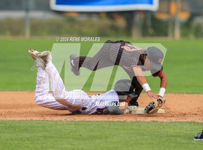 Thumbnail 1 in Lincoln vs University (CIF LACS D3 Final) photogallery.