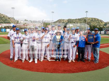 Thumbnail 1 in Lincoln vs University (CIF LACS D3 Final) photogallery.