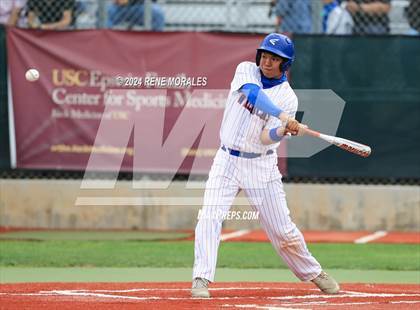 Thumbnail 3 in Lincoln vs University (CIF LACS D3 Final) photogallery.