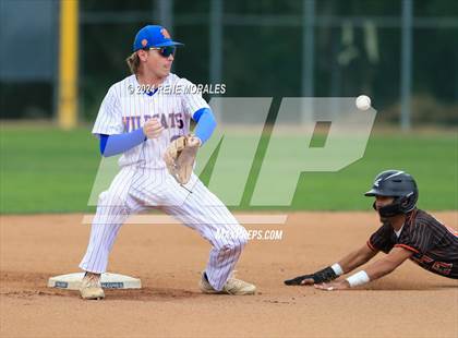Thumbnail 2 in Lincoln vs University (CIF LACS D3 Final) photogallery.