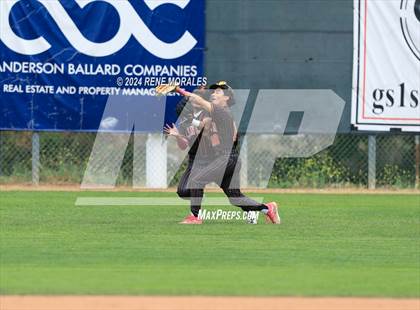 Thumbnail 2 in Lincoln vs University (CIF LACS D3 Final) photogallery.