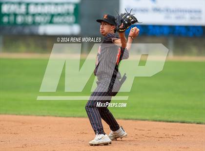 Thumbnail 1 in Lincoln vs University (CIF LACS D3 Final) photogallery.