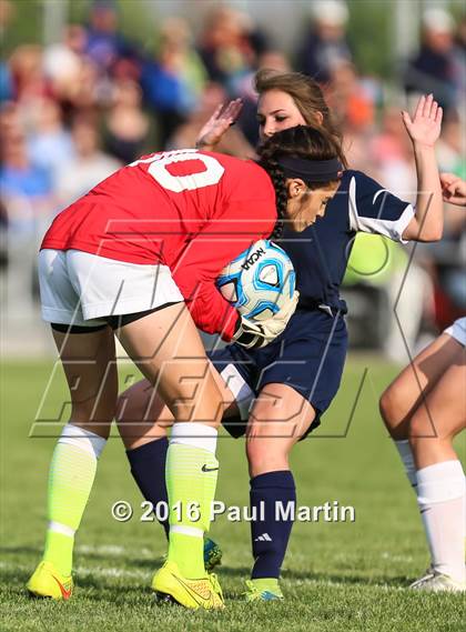 Thumbnail 3 in Plainfield South vs. Oswego photogallery.