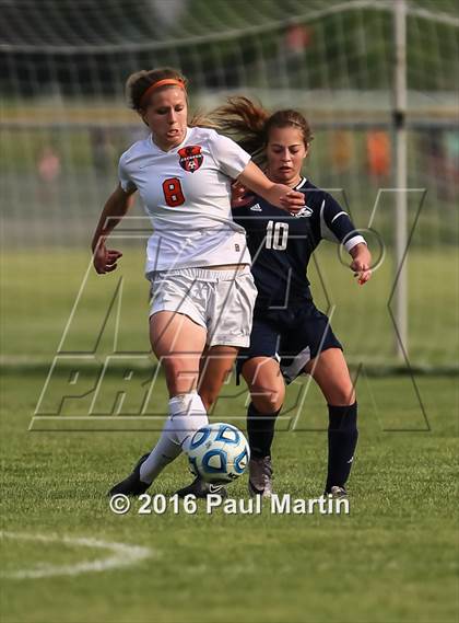 Thumbnail 2 in Plainfield South vs. Oswego photogallery.