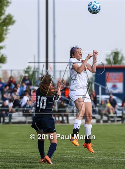 Thumbnail 2 in Plainfield South vs. Oswego photogallery.