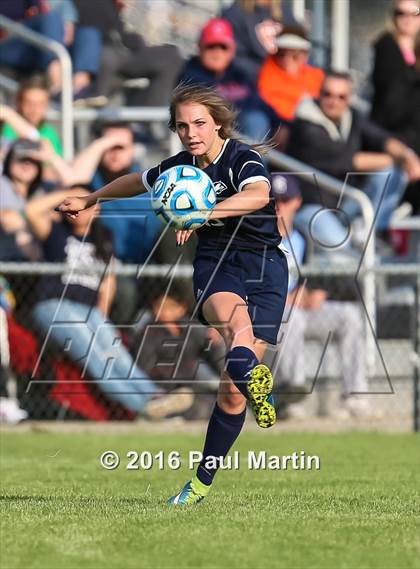 Thumbnail 3 in Plainfield South vs. Oswego photogallery.