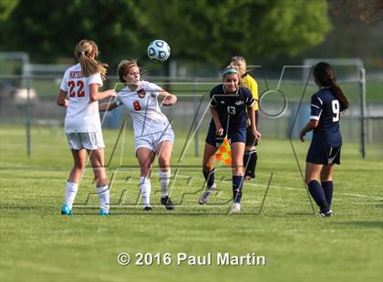 Thumbnail 3 in Plainfield South vs. Oswego photogallery.