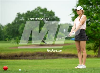 Thumbnail 3 in UIL 3A Girls Golf Finals (Round 1) photogallery.
