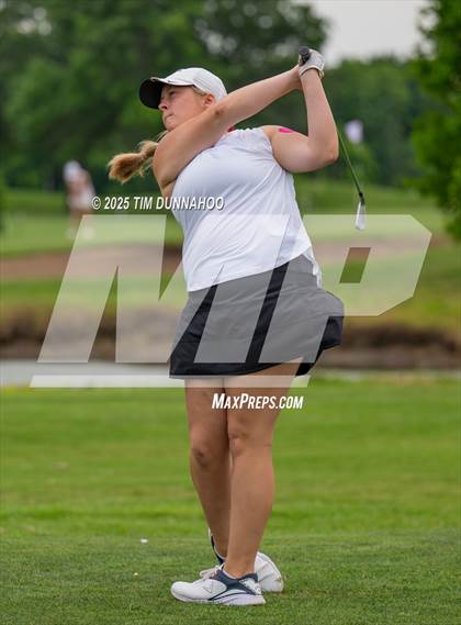 Thumbnail 2 in UIL 3A Girls Golf Finals (Round 1) photogallery.