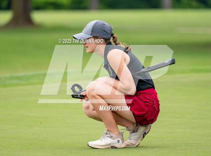 Thumbnail 3 in UIL 3A Girls Golf Finals (Round 1) photogallery.