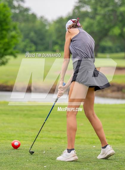Thumbnail 3 in UIL 3A Girls Golf Finals (Round 1) photogallery.
