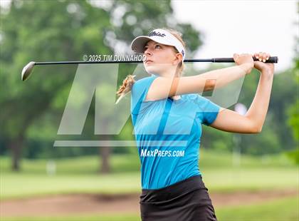 Thumbnail 3 in UIL 3A Girls Golf Finals (Round 1) photogallery.