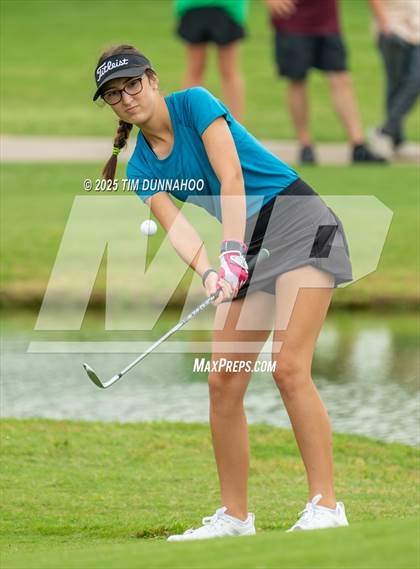 Thumbnail 2 in UIL 3A Girls Golf Finals (Round 1) photogallery.