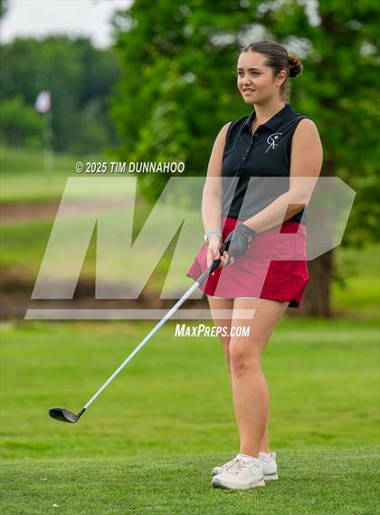 Thumbnail 1 in UIL 3A Girls Golf Finals (Round 1) photogallery.