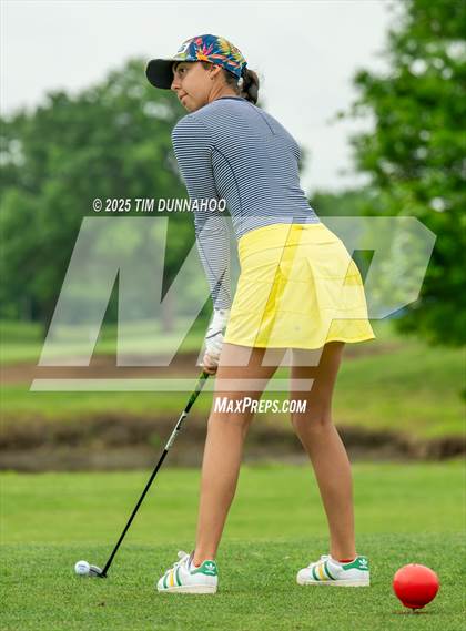 Thumbnail 1 in UIL 3A Girls Golf Finals (Round 1) photogallery.