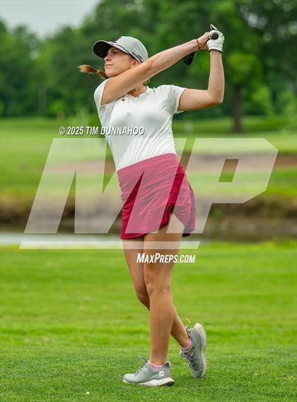 Thumbnail 3 in UIL 3A Girls Golf Finals (Round 1) photogallery.
