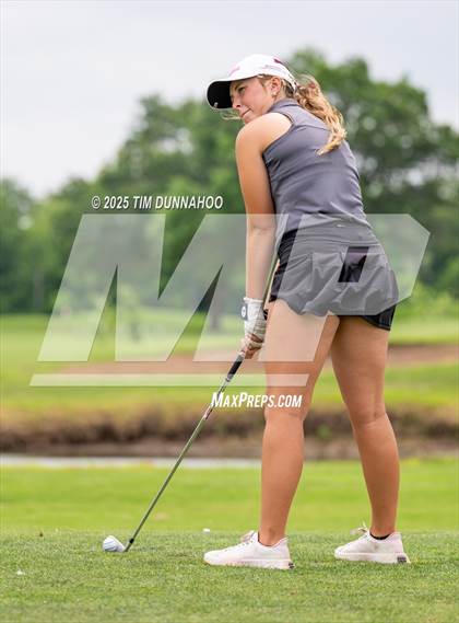 Thumbnail 3 in UIL 3A Girls Golf Finals (Round 1) photogallery.