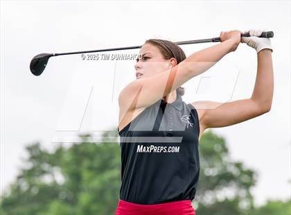 Thumbnail 2 in UIL 3A Girls Golf Finals (Round 1) photogallery.