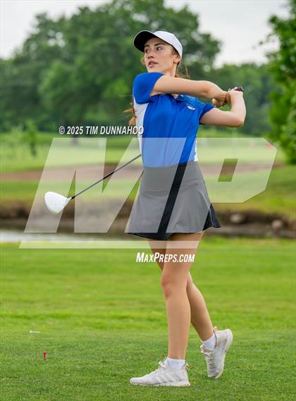 Thumbnail 1 in UIL 3A Girls Golf Finals (Round 1) photogallery.