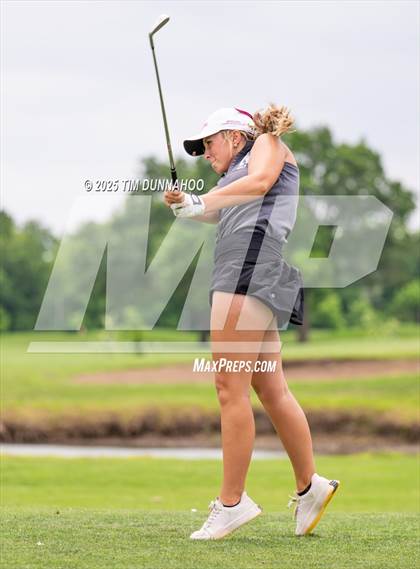 Thumbnail 1 in UIL 3A Girls Golf Finals (Round 1) photogallery.