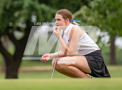 Thumbnail 3 in UIL 3A Girls Golf Finals (Round 1) photogallery.