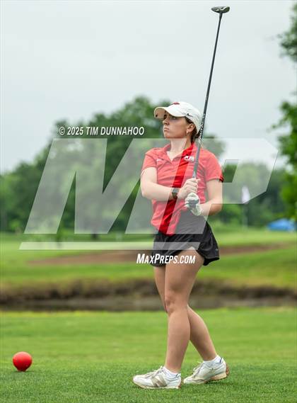 Thumbnail 2 in UIL 3A Girls Golf Finals (Round 1) photogallery.