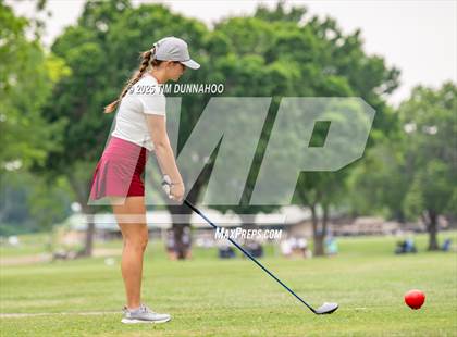 Thumbnail 3 in UIL 3A Girls Golf Finals (Round 1) photogallery.