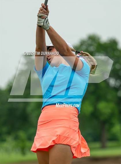 Thumbnail 3 in UIL 3A Girls Golf Finals (Round 1) photogallery.