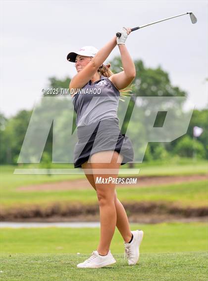 Thumbnail 2 in UIL 3A Girls Golf Finals (Round 1) photogallery.