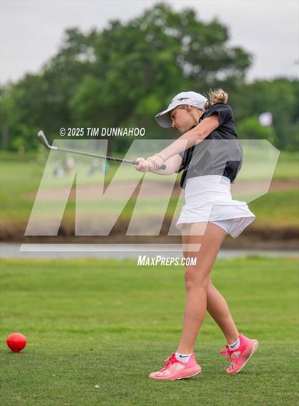 Thumbnail 1 in UIL 3A Girls Golf Finals (Round 1) photogallery.