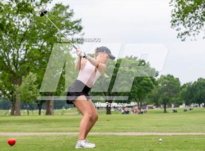 Thumbnail 2 in UIL 3A Girls Golf Finals (Round 1) photogallery.