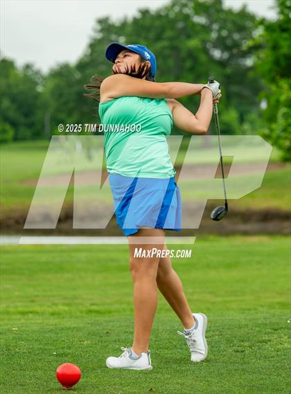 Thumbnail 2 in UIL 3A Girls Golf Finals (Round 1) photogallery.
