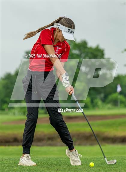 Thumbnail 2 in UIL 3A Girls Golf Finals (Round 1) photogallery.