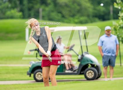 Thumbnail 2 in UIL 3A Girls Golf Finals (Round 1) photogallery.