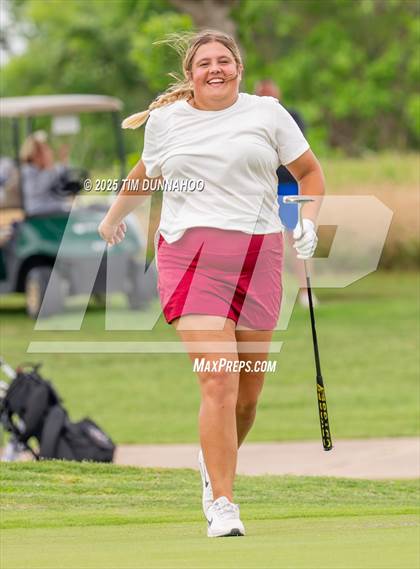 Thumbnail 2 in UIL 3A Girls Golf Finals (Round 1) photogallery.