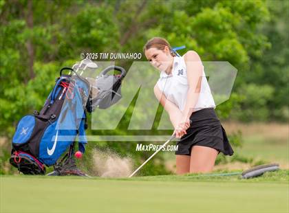 Thumbnail 2 in UIL 3A Girls Golf Finals (Round 1) photogallery.