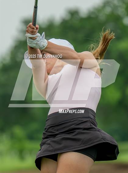 Thumbnail 1 in UIL 3A Girls Golf Finals (Round 1) photogallery.