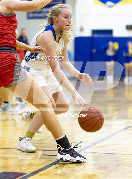 Thumbnail 2 in Dixie Heights @ Newport Central Catholic photogallery.