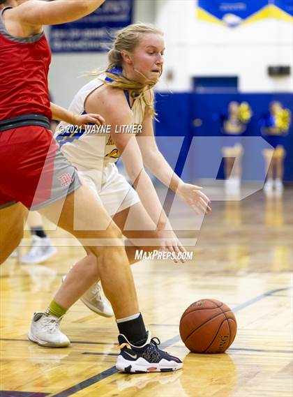 Thumbnail 3 in Dixie Heights @ Newport Central Catholic photogallery.