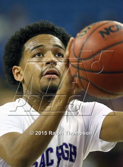 Thumbnail 1 in Modesto Christian vs. Sacramento (CIF SJS D2 Final) photogallery.