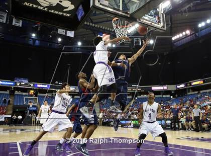 Thumbnail 3 in Modesto Christian vs. Sacramento (CIF SJS D2 Final) photogallery.